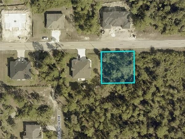 909/911 W 12th ST , LEHIGH ACRES, FL 33972