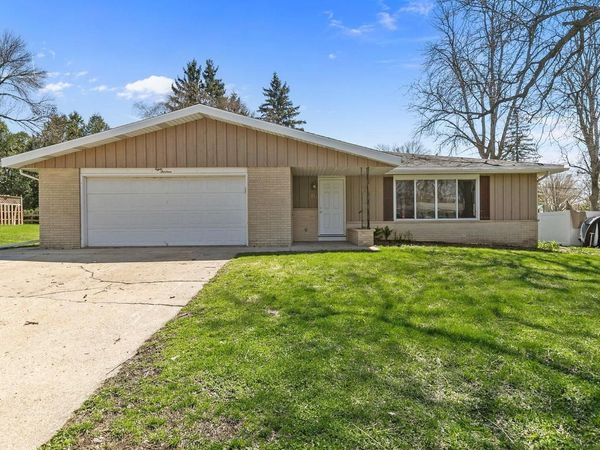 813 MINERVA STREET, Horicon, WI 53032