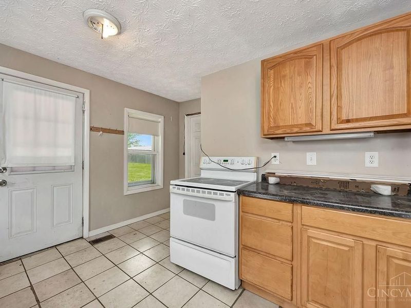 3120 Illinois Ave, Middletown, OH 45042 Photo 3