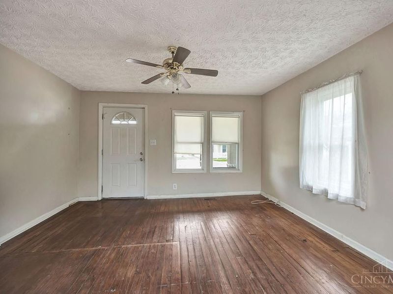 3120 Illinois Ave, Middletown, OH 45042 Photo 5