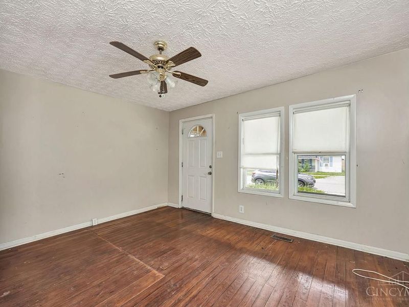 3120 Illinois Ave, Middletown, OH 45042 Photo 6