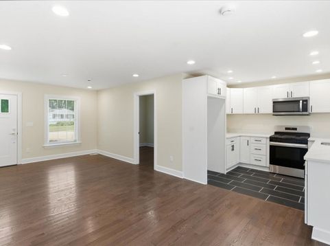 Main Photo