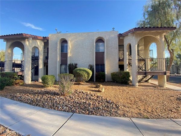 3253 Savalli Street , Unit D, Las Vegas, NV 89102