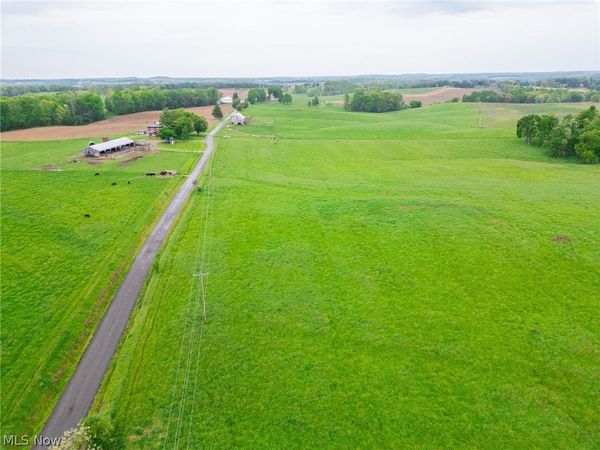 Emerick Road , Salineville, OH 43945