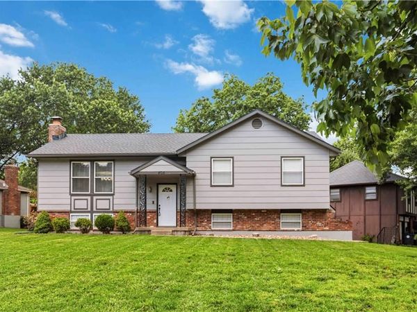 405 N Cleveland Avenue, Belton, MO 64012
