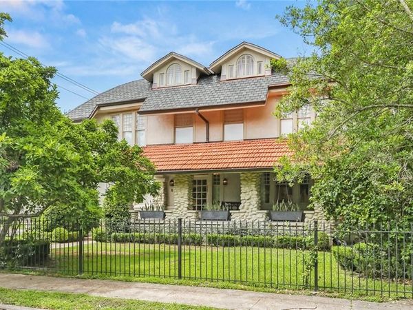 5829 HURST Street, New Orleans, LA 70115