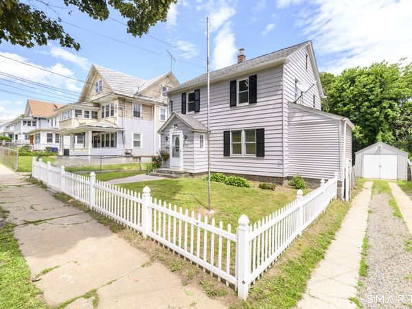 206 Ridgefield, Bridgeport, CT 06610