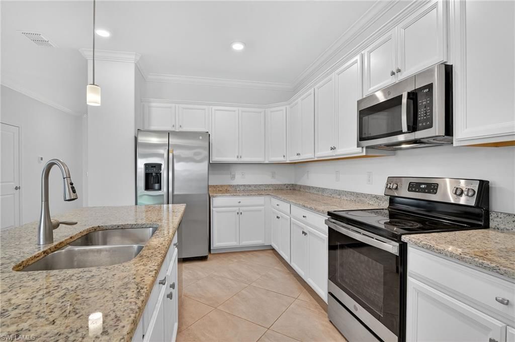 2126 Hamlin St, Naples, FL 34120 Photo