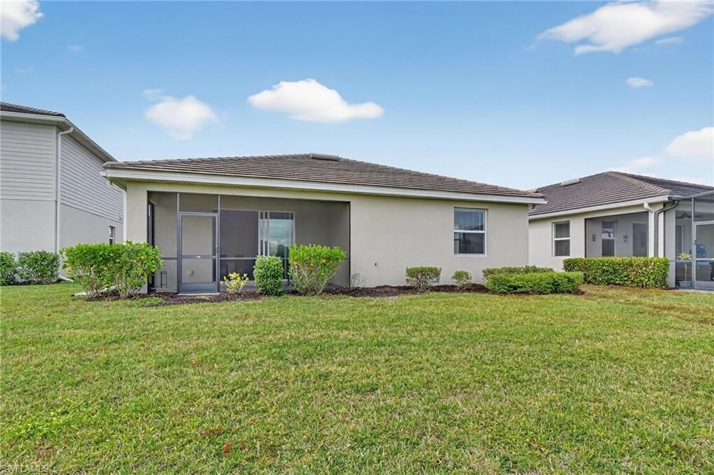 2126 Hamlin St, Naples, FL 34120 Photo
