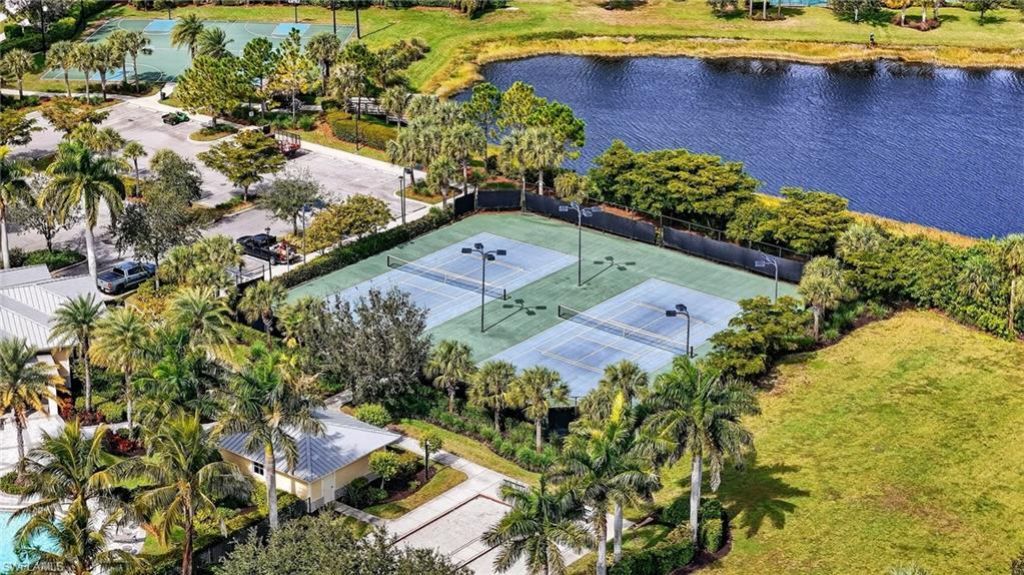 2126 Hamlin St, Naples, FL 34120 Photo