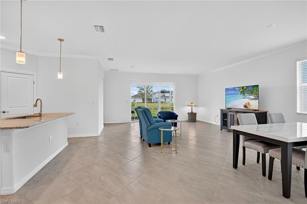 2126 Hamlin St, Naples, FL 34120 Photo