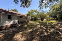 217 Birch Avenue photo 4