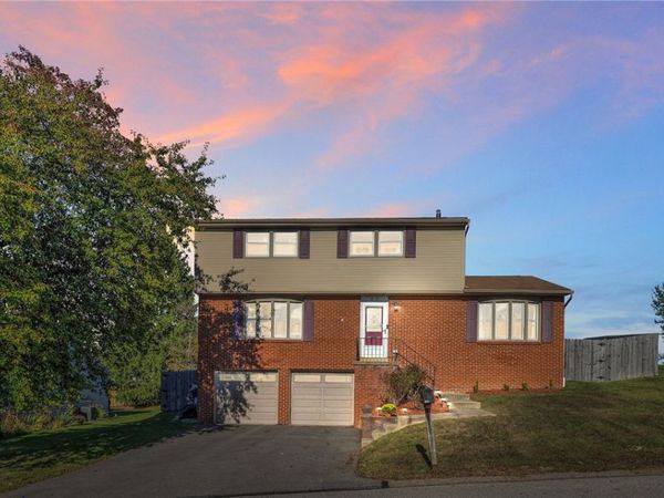 20 Pecan Dr, Pittsburgh, PA 15235