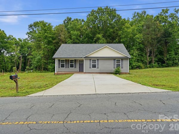 3221 Roberta Road , Concord, NC 28027
