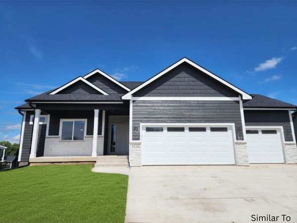 2312 N 7th Street, Indianola, IA 50125