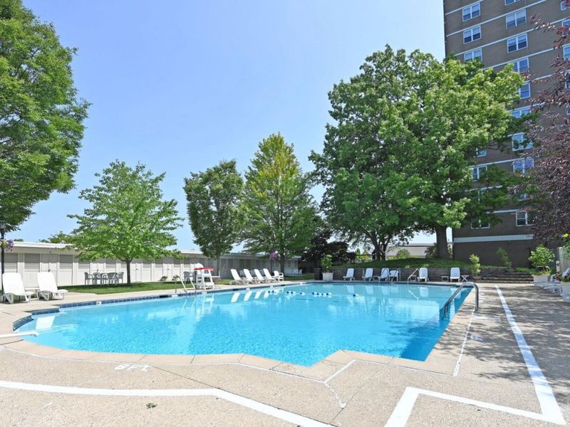 2444 Madison Road, Unit 1811, Cincinnati, OH 45208 Photo 31