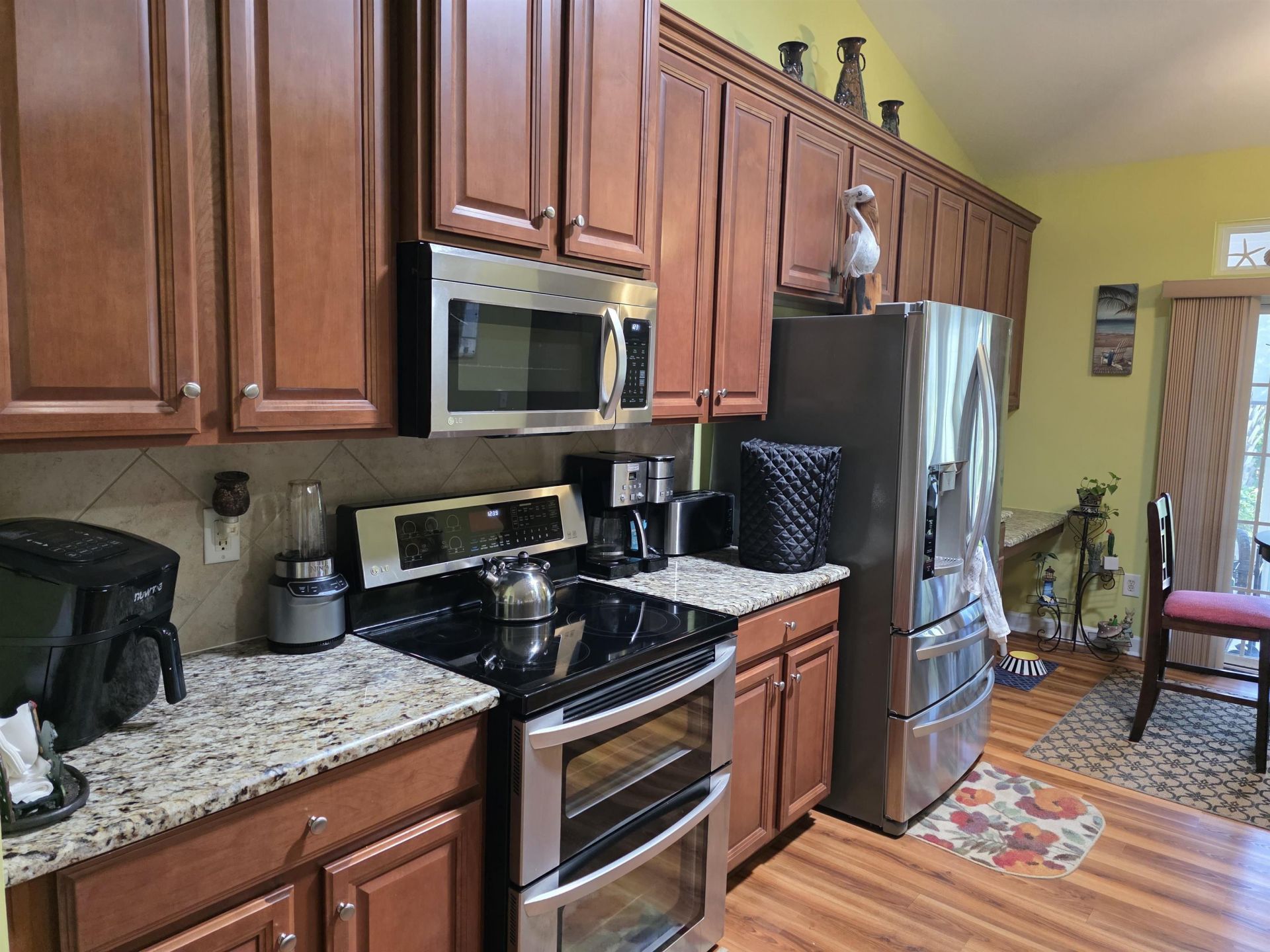 1575 Berkshire Ave.  Photo 10