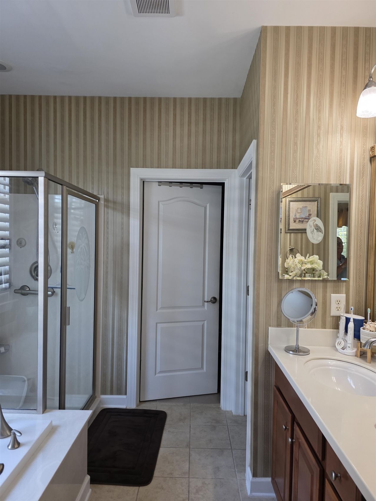 1575 Berkshire Ave.  Photo 23