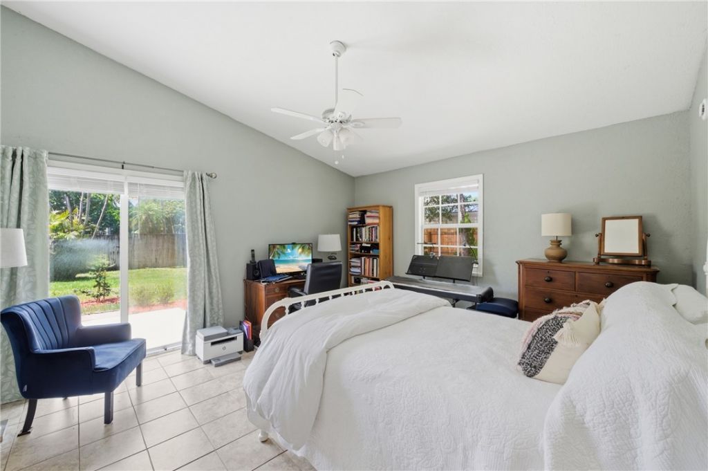1845 13th Place Sw, Vero Beach, FL 32962 Photo