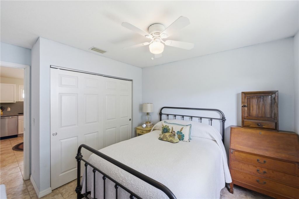 1845 13th Place Sw, Vero Beach, FL 32962 Photo