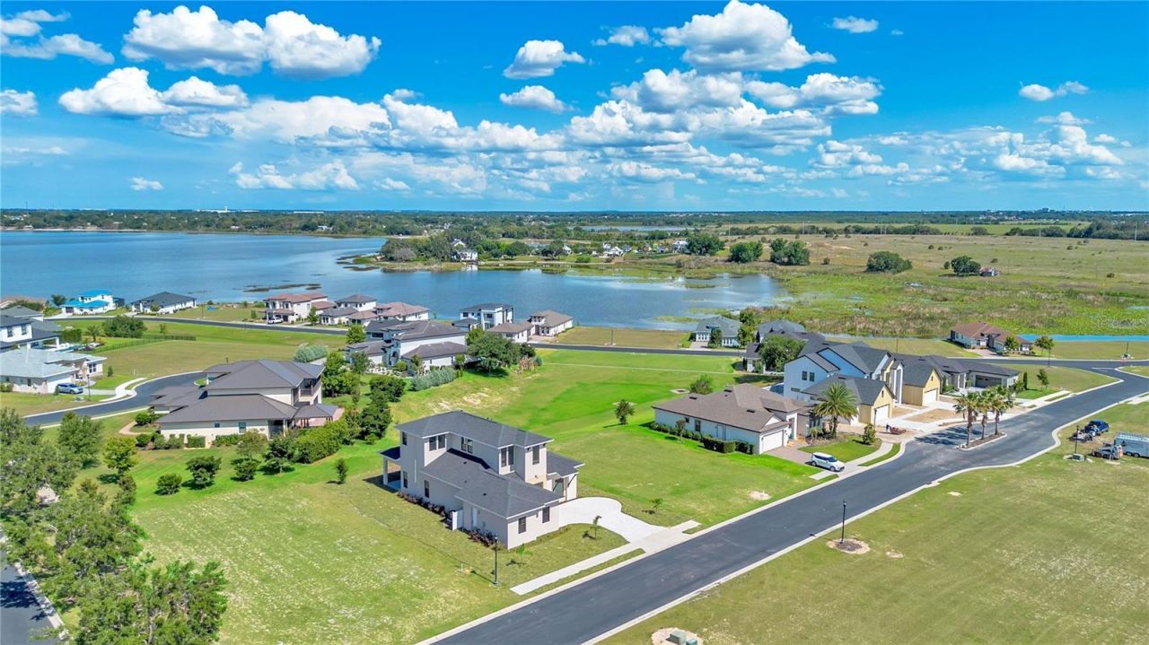 134 Blazing Star Avenue, Lake Alfred, FL 33850 Photo