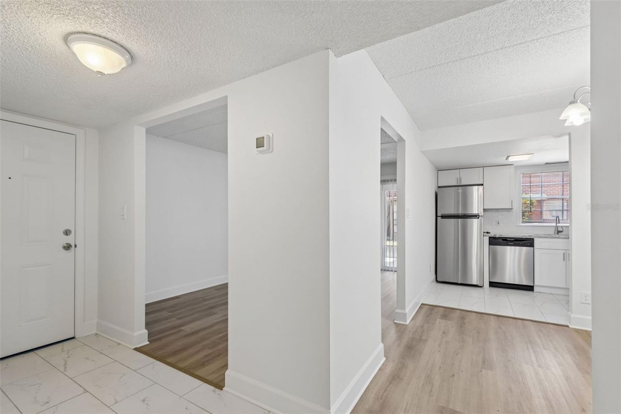 8460 13th Street N, Unit B, Saint Petersburg, FL 33702 Photo