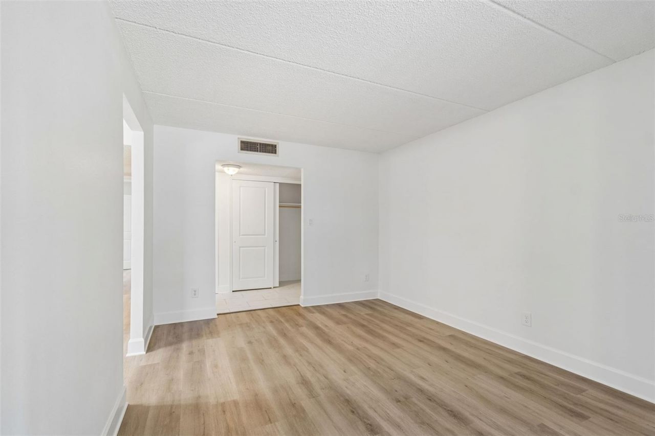 8460 13th Street N, Unit B, Saint Petersburg, FL 33702 Photo