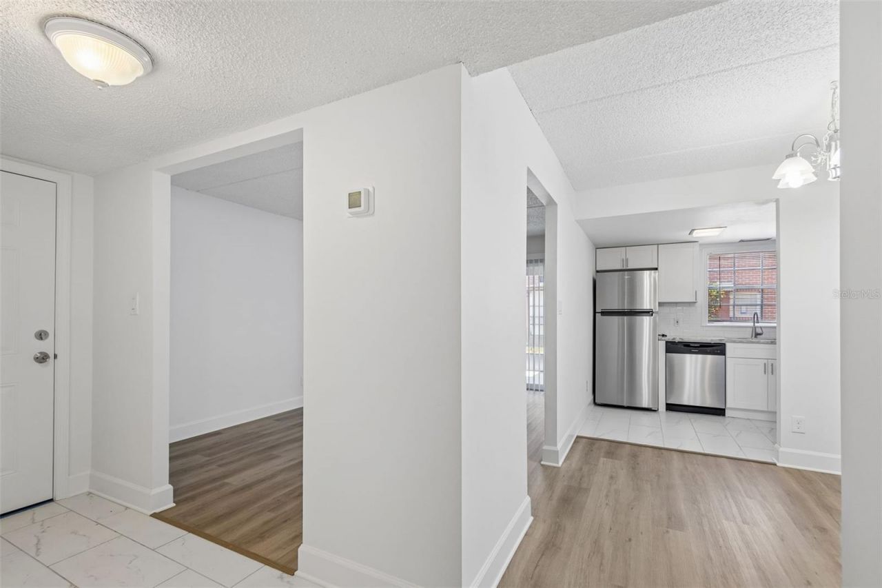 8460 13th Street N, Unit B, Saint Petersburg, FL 33702 Photo