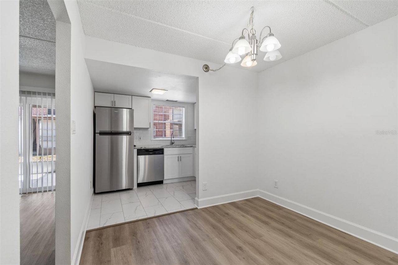 8460 13th Street N, Unit B, Saint Petersburg, FL 33702 Photo