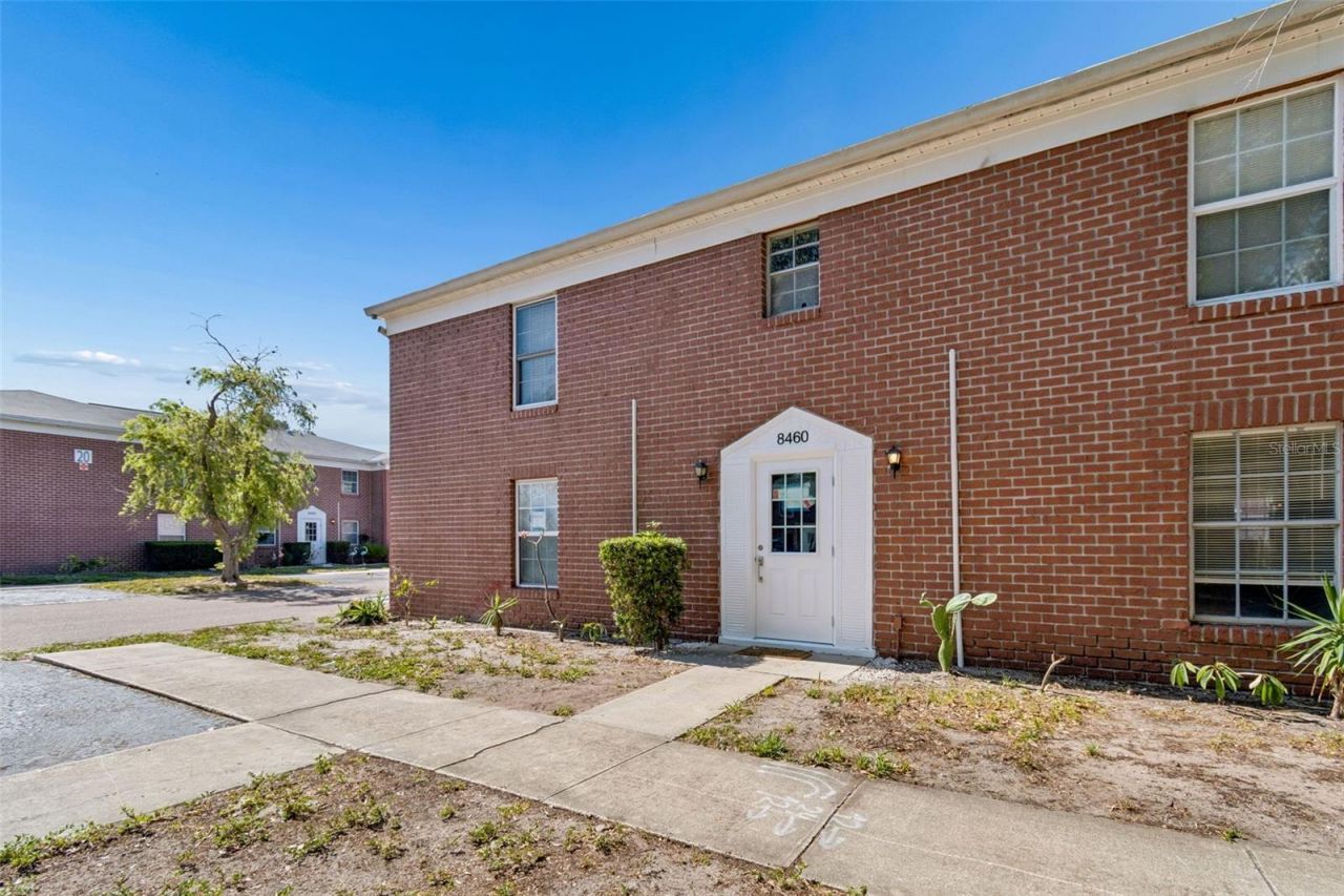 8460 13th Street N, Unit B, Saint Petersburg, FL 33702 Photo