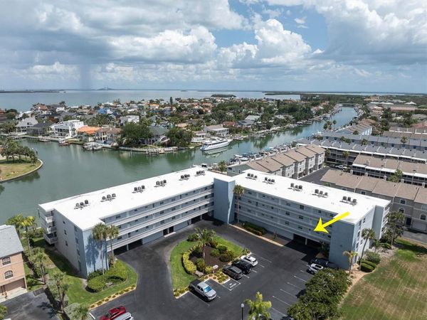 719 PINELLAS BAYWAY S, Unit 110, TIERRA VERDE, FL 33715