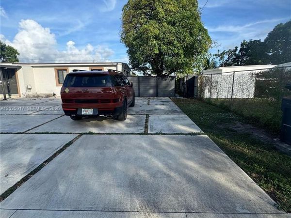 Unit 4341, Miami, FL 33165