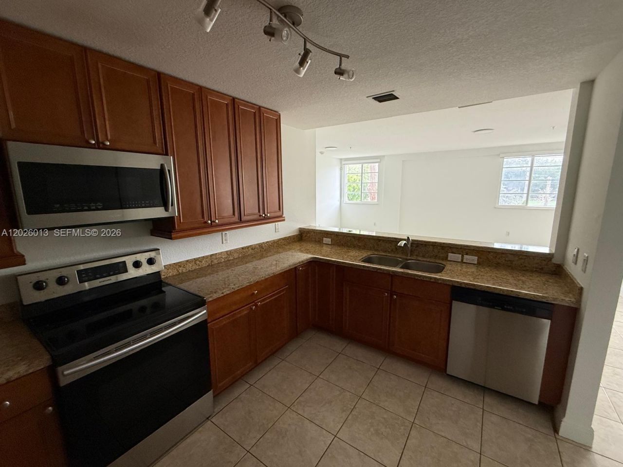 107 Mendoza Ave , Unit 201, Coral Gables, FL 33134 Photo