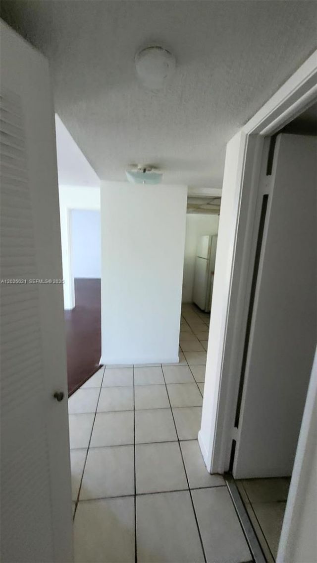 6995 NW 186th St , Unit E301, Hialeah, FL 33015 Photo