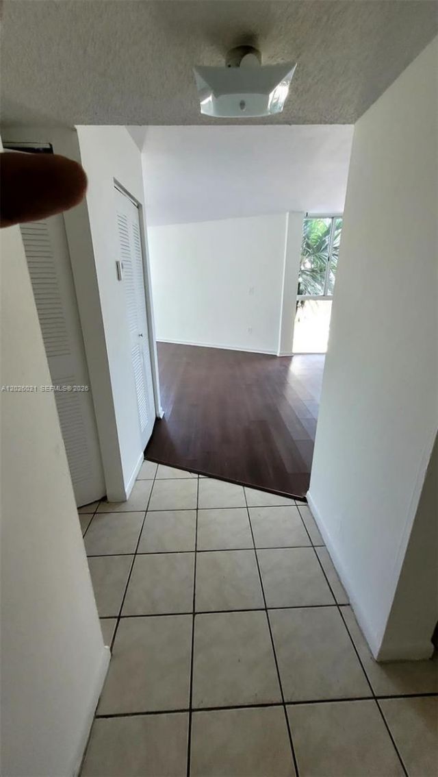 6995 NW 186th St , Unit E301, Hialeah, FL 33015 Photo