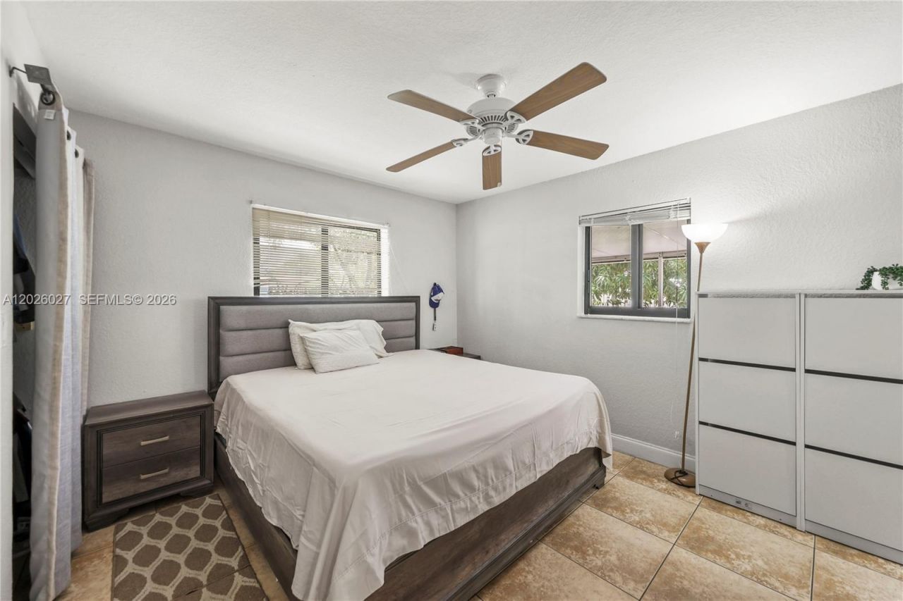 1611 SW 67th Ave , North Lauderdale, FL 33068 Photo