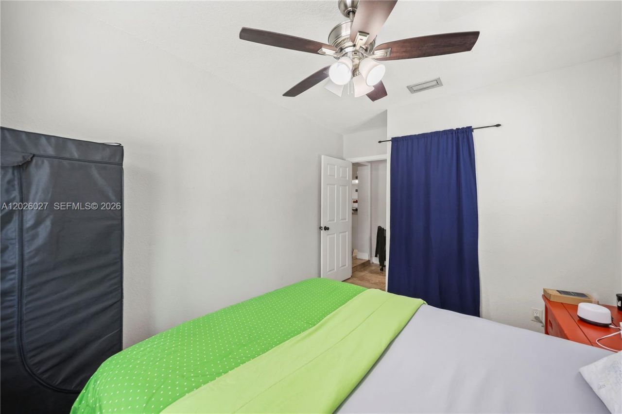 1611 SW 67th Ave , North Lauderdale, FL 33068 Photo
