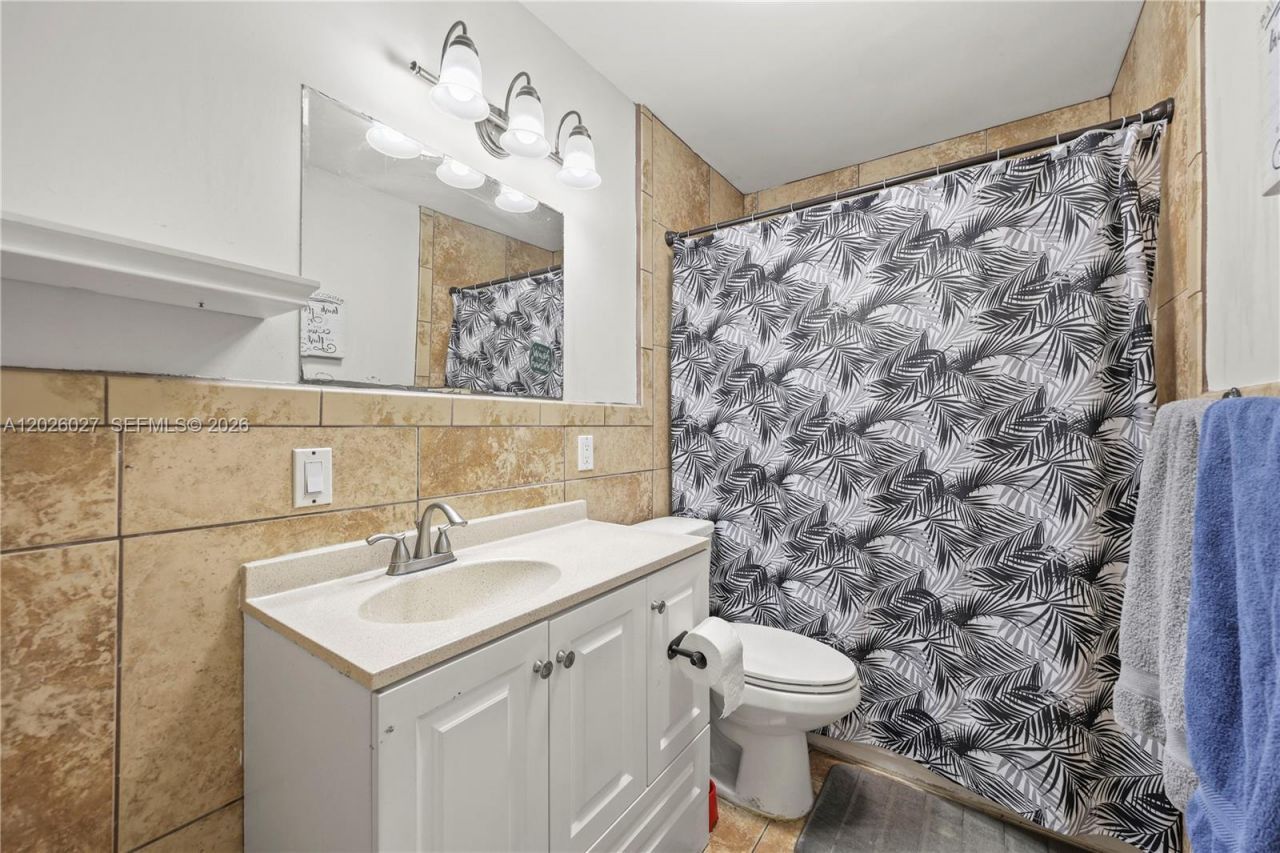 1611 SW 67th Ave , North Lauderdale, FL 33068 Photo