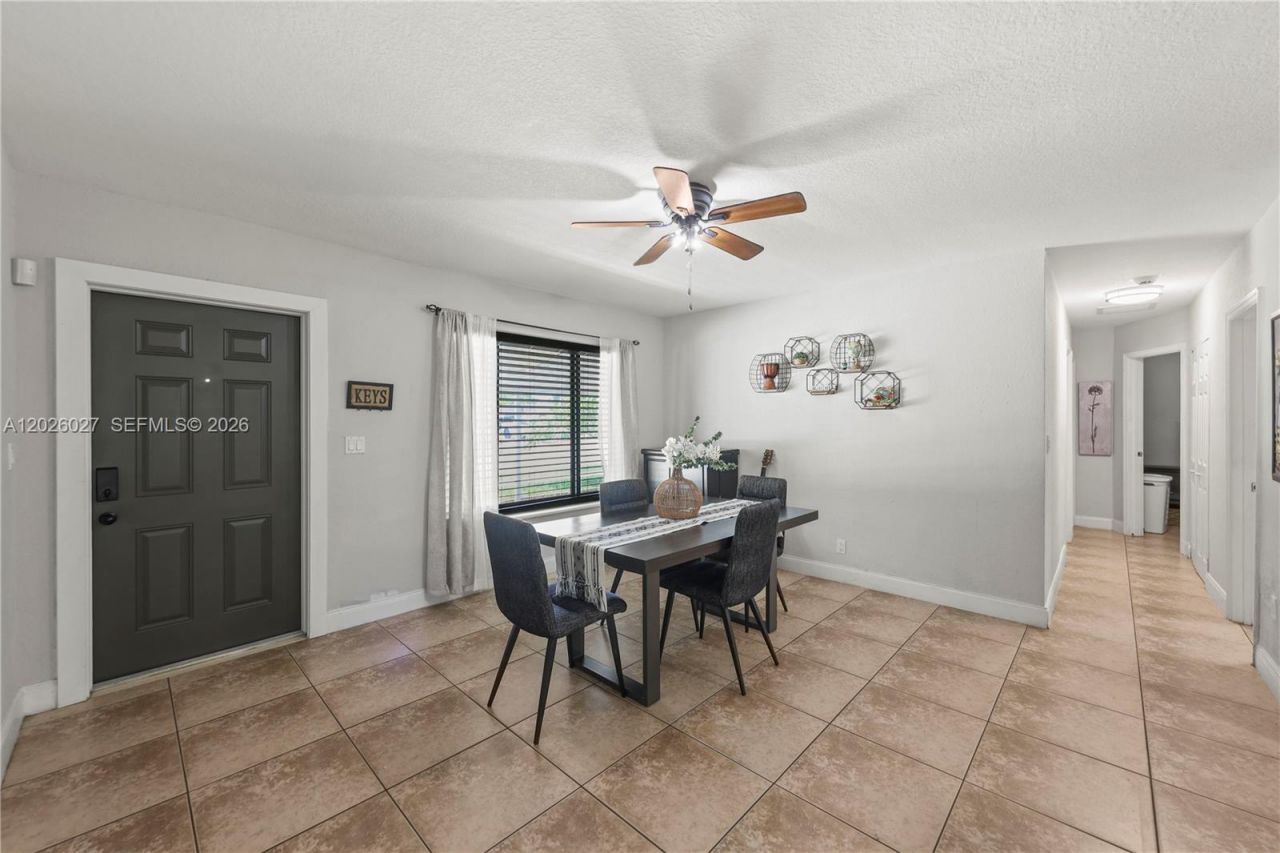 1611 SW 67th Ave , North Lauderdale, FL 33068 Photo