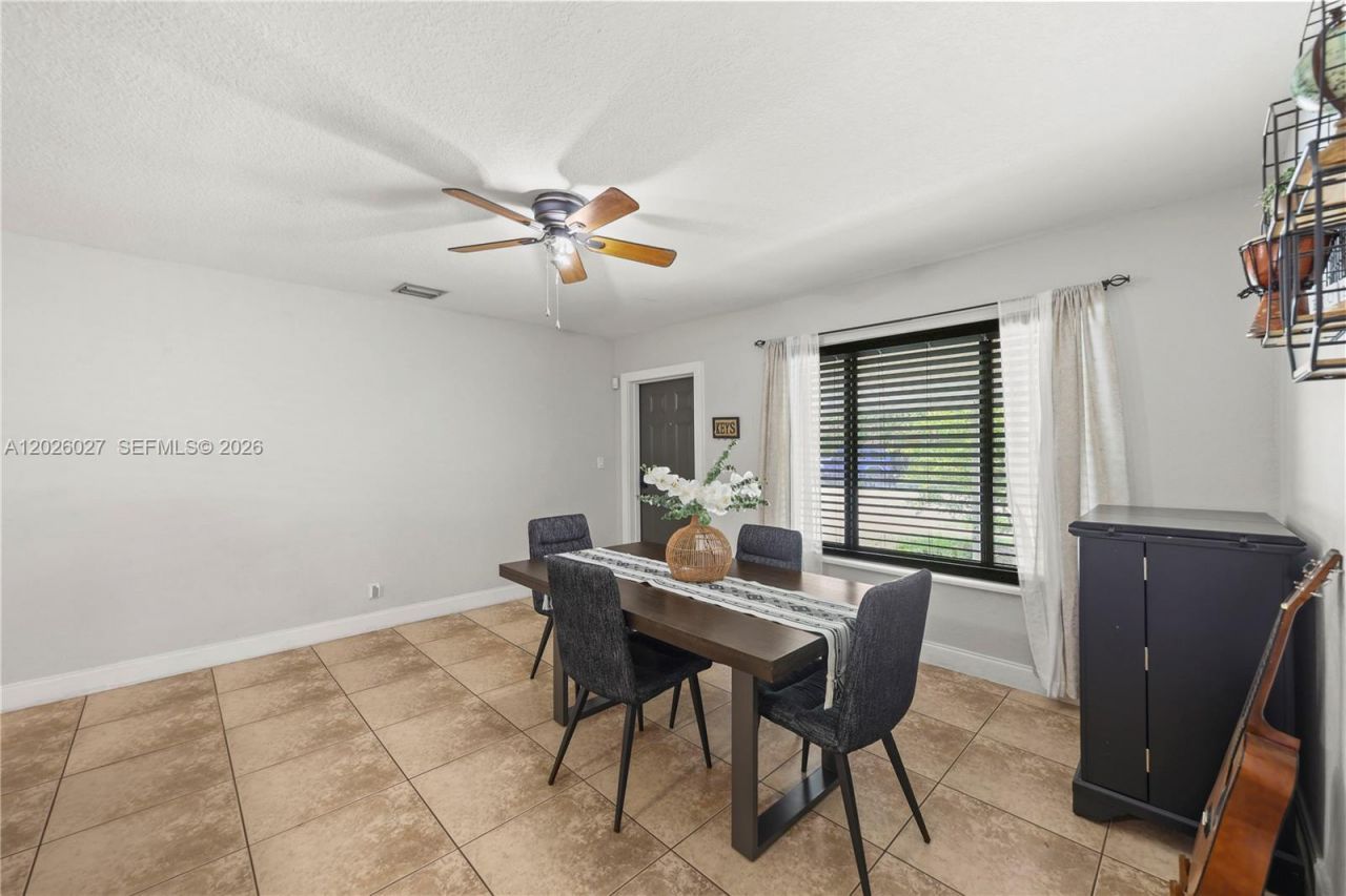 1611 SW 67th Ave , North Lauderdale, FL 33068 Photo