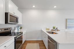 709 Galivant Drive photo 4