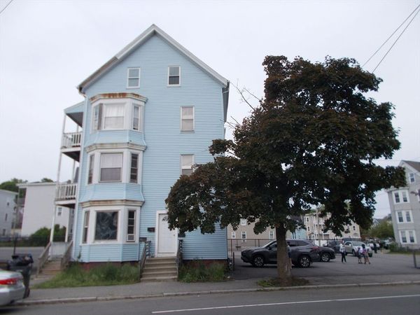 22 Hilldale, Haverhill, MA 01832