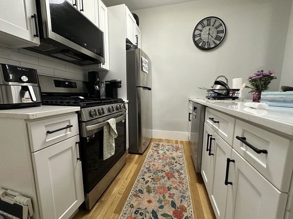 68 L St, Unit 1, Boston, MA 02127