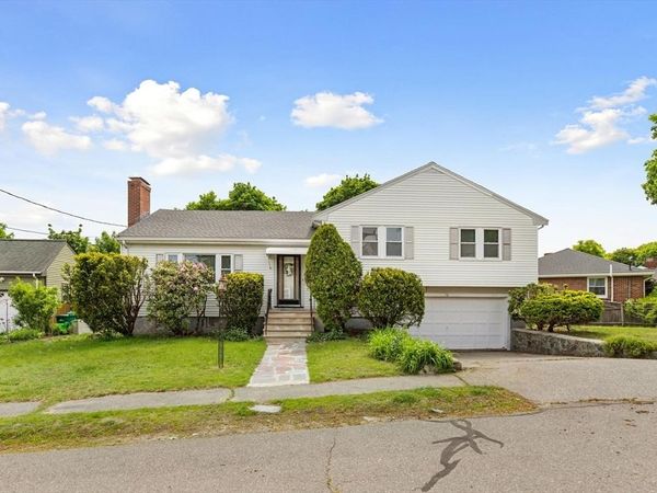 36 Ripley Rd, Medford, MA 02155