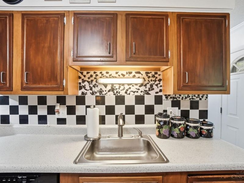 942 Goodhue Circle, Forest Park, OH 45250 Photo 12