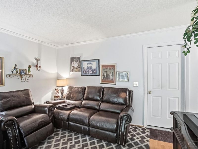 942 Goodhue Circle, Forest Park, OH 45250 Photo 15