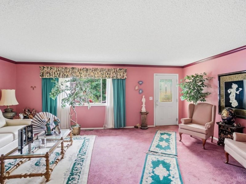 942 Goodhue Circle, Forest Park, OH 45250 Photo 6
