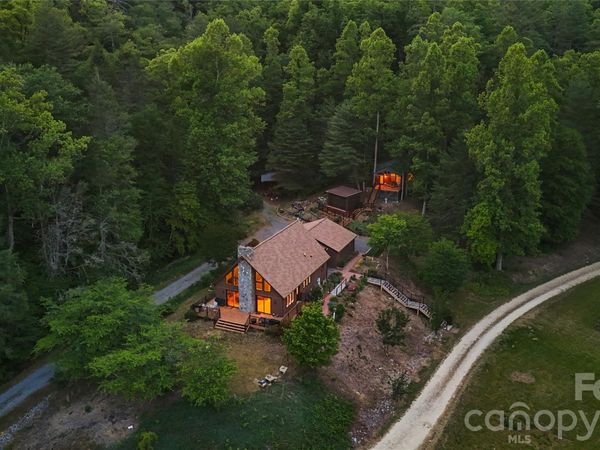 6029 Mulberry Church Road , Lenoir, NC 28645