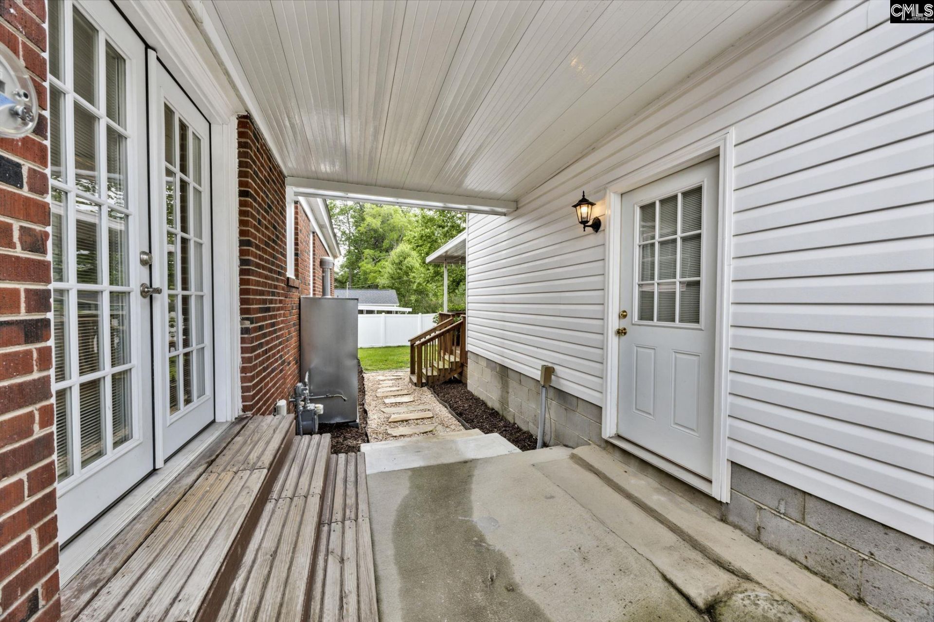 937 Lafayette Avenue  Photo 28