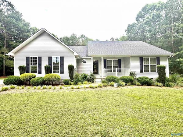 270 Crosley Lane, Boaz, AL 35956